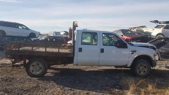 2009 Ford F350 Crew Cab 6.4L 4x4 For Parting Out in Auto Body Parts in Manitoba