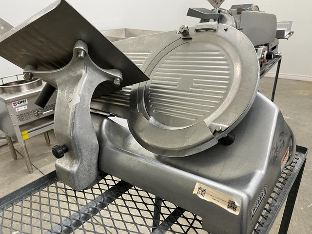 USED Hobart 12 inch Blade Meat Slicer FOR01716 in Industrial Kitchen Supplies in Toronto (GTA) - Image 3