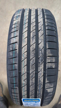 4 pneus dété neufs P215/45R17 91W Maxtrek Maximus M2