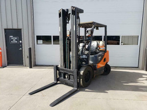 DOOSAN 6,000 lb Forklift No. G30-E5 Canada Preview