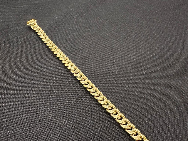 #473 - 10k Cuban Link Bracelet, 7mm, 8”, 11.1 Grams, NEW in Jewellery & Watches - Image 4