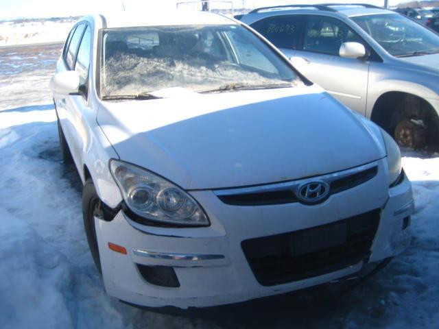 2011-2012 Hyundai Elentra GT Touring 2.0L Automatic pour piece # for parts # part out in Auto Body Parts in Québec