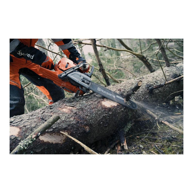 HOC HUSQVARNA 572XP GAS CHAINSAW + SUBSIDIZED SHIPPING + 2 YEAR WARRANTY in Power Tools - Image 4