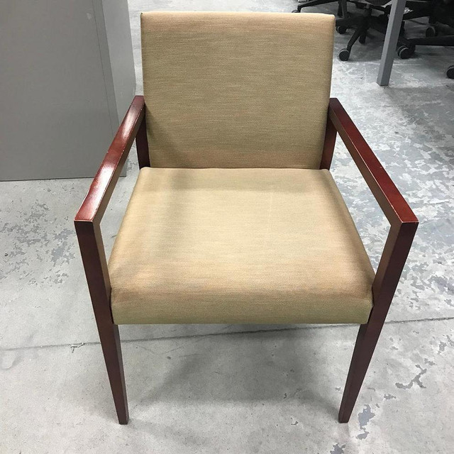 Gunlocke Lily Guest Chair in Excellent Condition-Call us now! in Chairs & Recliners in Toronto (GTA)