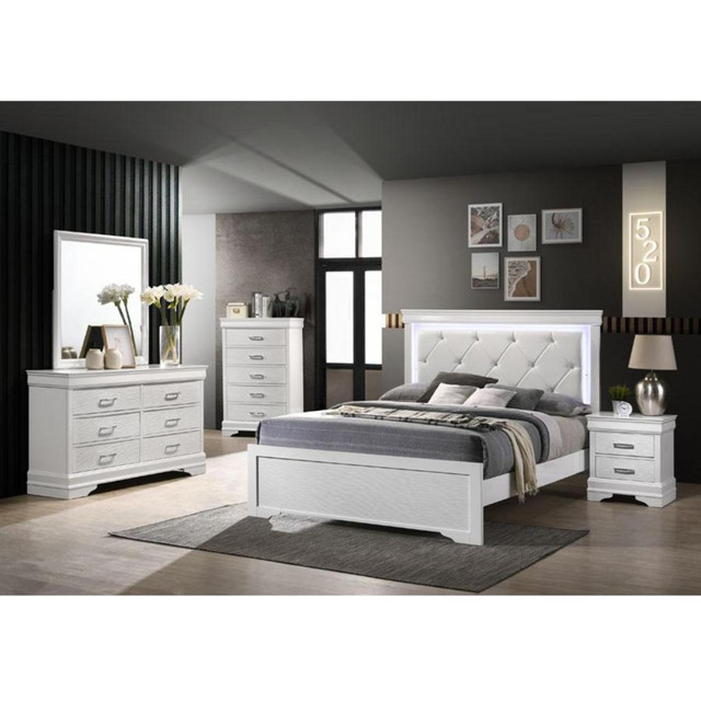 Modern Bedroom Set With Led Light!!Upto 60%OFF dans Lits et matelas  à Région de Mississauga/Peel - Image 2