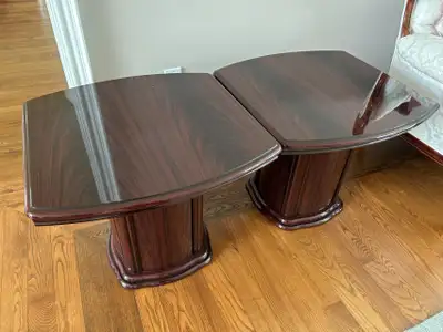 ONLINE AUCTION: Side Table Set