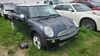 Parting out WRECKING: 2006 Mini Cooper