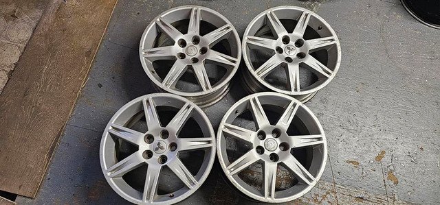 4 mags 18 pouces 5x114.3 original mitsubishi in Tires & Rims in Greater Montréal