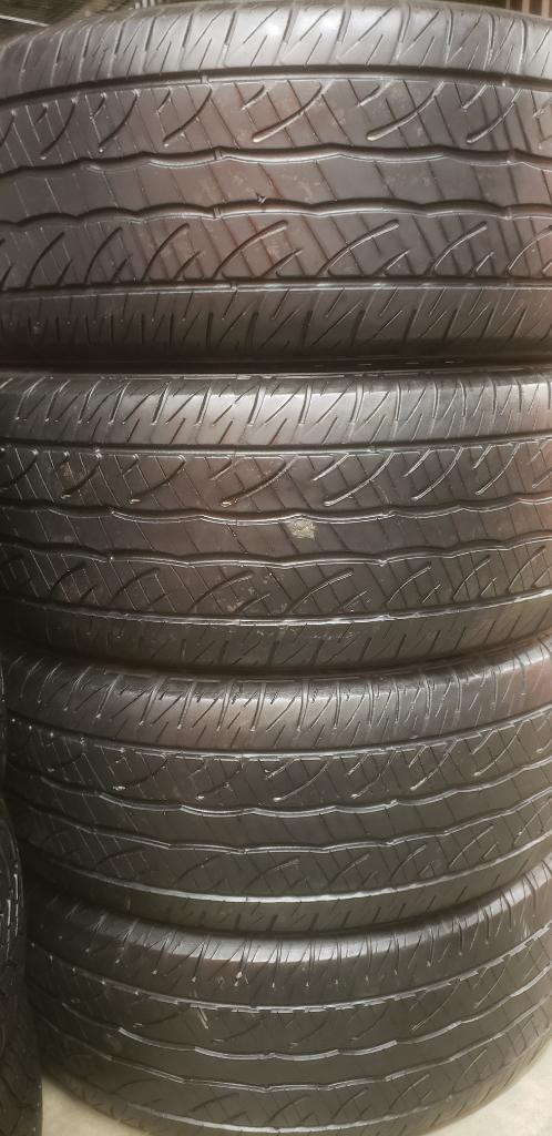(D40) 4 Pneus Ete - 4 Summer Tires 275-55-20 Dunlop 5-6/32 in Tires & Rims in Greater Montréal