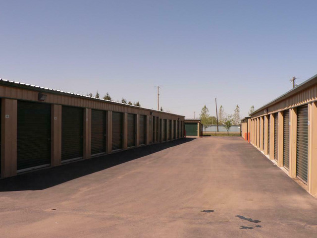 Mini Warehouse Storage in Other Business & Industrial in Edmonton Area - Image 4