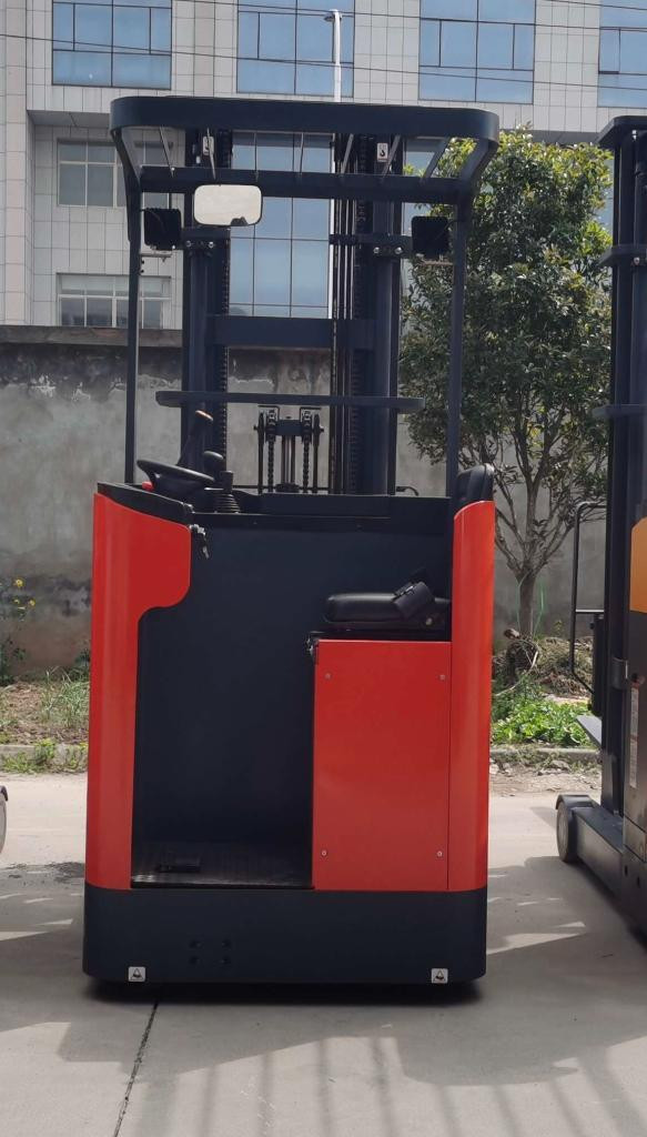 Finance available : Brand new Electric Reach Truck  seated or stand on  1.5T /2T,  height 4M/5M/6M With warranty in Other Business & Industrial - Image 4