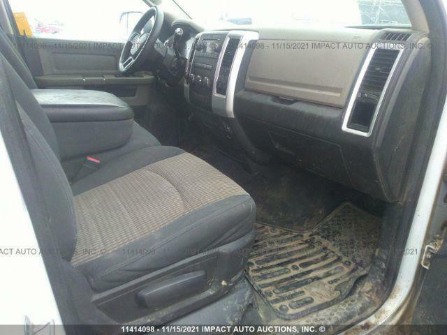 2012 Dodge Ram 3500 Pickup 6.7L Diesel 4x4 For Parting Out in Auto Body Parts in Manitoba - Image 3