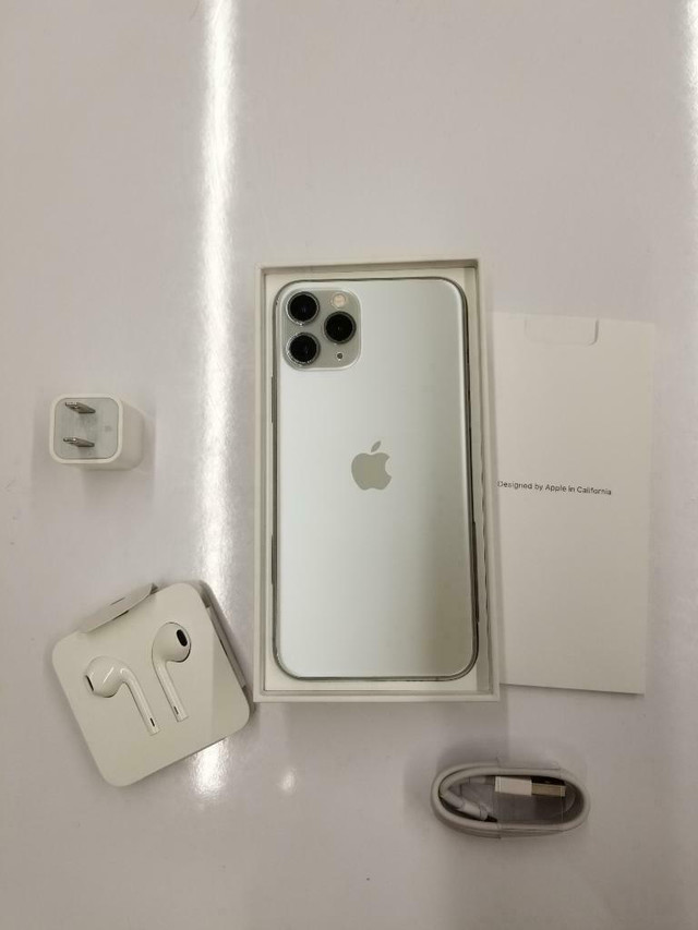 iPhone 11 Pro 64GB, 256GB, 512GB CANADIAN MODELS NEW CONDITION WITH ACCESSORIES 1 Year WARRANTY INCLUDED in Cell Phones in New Brunswick