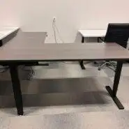 Richelieu Height Adjustable L-Shape Desk – 72 x 72 – Tuxedo – Showroom Model