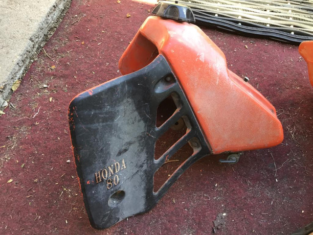 1985 Honda CR80 Gas Tank Complete in Motorcycle Parts & Accessories in Ontario