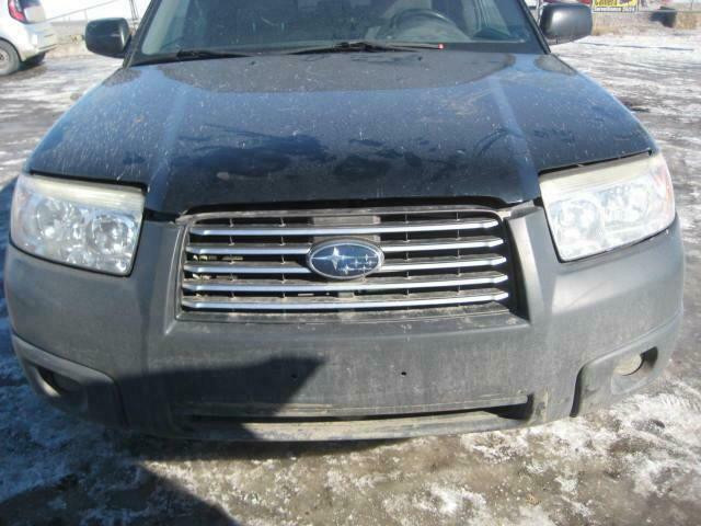2005-2006 Subaru Forester SW automatic transmission 2.5L pour piece # for parts # part out in Auto Body Parts in Québec