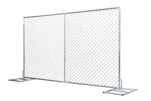 NEW 6 FT X 12 FT CONSTRUCTION CHAIN LINK FENCE 921440 in Other in Alberta - Image 2