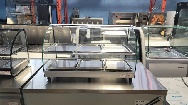 Brand New Clio Line 33 Heated Display Case in Other Business & Industrial