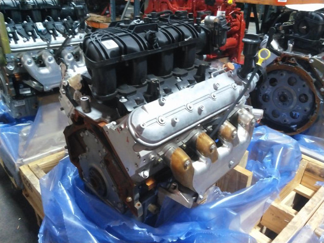 New GMC 6.0 LC8 Engine Assembly Sierra Denali in Engine & Engine Parts