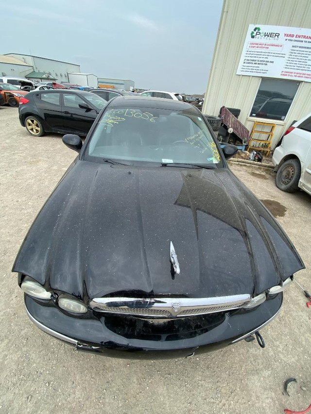 2008 JAGUAR X-TYPE: ONLY FOR PARTS in Auto Body Parts - Image 3