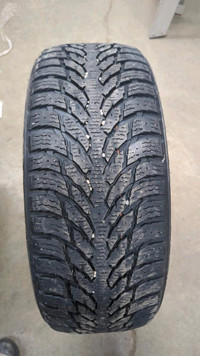 4 pneus dhiver P235/45R19 99T Nokian Hakkapeliitta 9 27.0% dusure, mesure 10-10-9-9/32