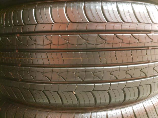 (Z416) 4 Pneus Ete - 4 Summer Tires 205-55-17 Nexen 8-9/32 - PRESQUE NEUF / ALMOST NEW in Tires & Rims in Greater Montréal - Image 3
