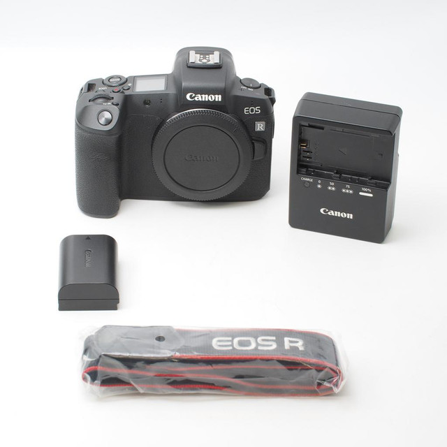 Canon EOS R Mirrorless Digital Camera ( ID - C-789 ) in Cameras & Camcorders