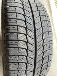 4 pneus dhiver P215/55R18 99H Michelin X-ice Xi3 18.5% dusure, mesure 9-9-9-7/32