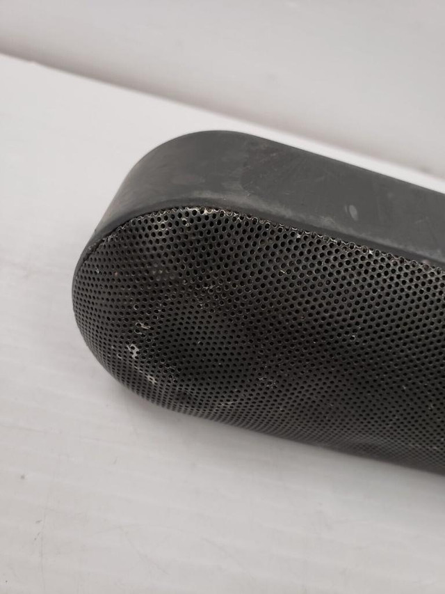 (36859-1) Beats A1680 Wireless Speaker in Speakers in Alberta - Image 4
