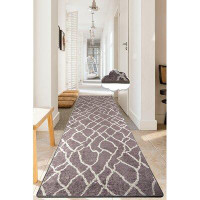 East Urban Home Ector Moroccan Machine Made Power Loom Velvet/Polyester Area Rug in Grey/White