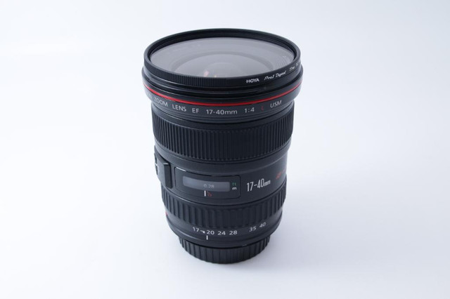 Used Canon EF 17-40mm f/4L w/ hood + filter   (ID-L1282(ND)  BJ Photo Labs- Since 1984 in Cameras & Camcorders - Image 3