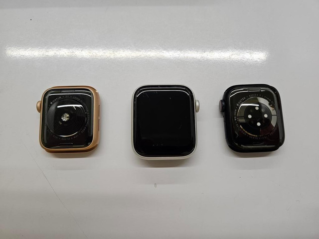 APPLE WATCH SERIES SE, SERIES 6, 7, SE 2ND, 8 AND ULTRA NEW CONDITION WITH ACCESSORIES 1 Year WARRANTY INCLUDED in Cell Phone Accessories in British Columbia - Image 2