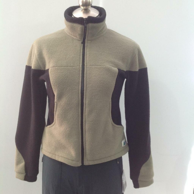 MEC Fleece Jacket (Z13671-004) dans Femmes - Hauts et vêtements d'extérieur  à Calgary
