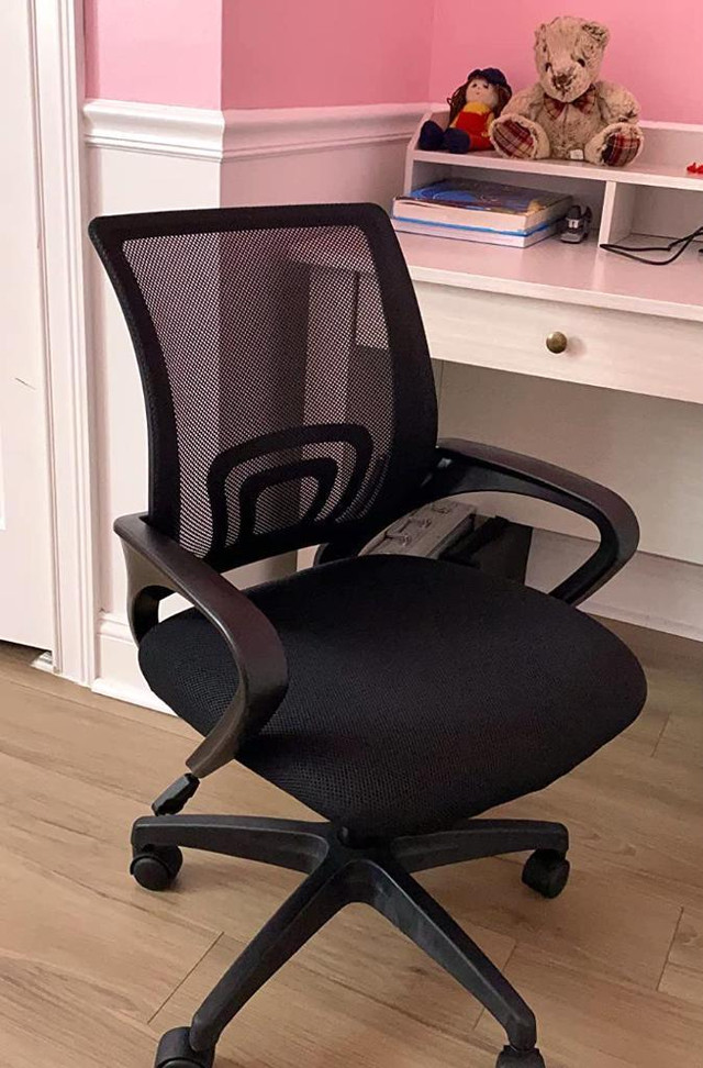 Ergonomic Mesh Home Office Computer Chair, Black Desk Rolling Swivel Adjustable Chairs in Chairs & Recliners