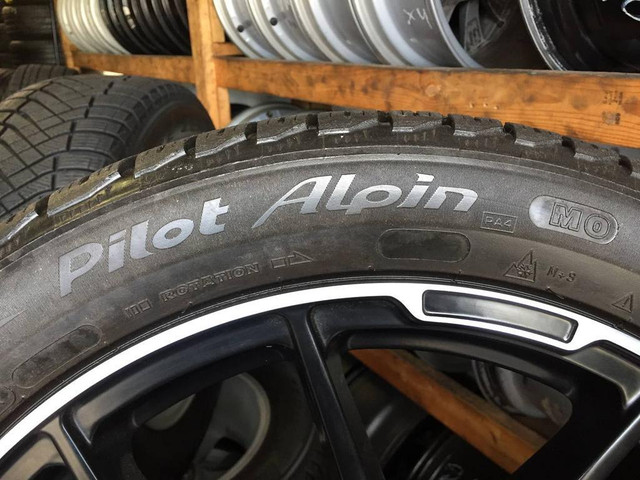 19 in WINTER PACKAGE for MERCEDES-BENZ OEM MICHELIN PILOT ALPIN PA4 MO 265/40R19 102V ON RIMS 19x8,5J ET35 TREAD 95% in Tires & Rims - Image 4