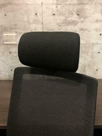 Icon Q2 Headrest – Black