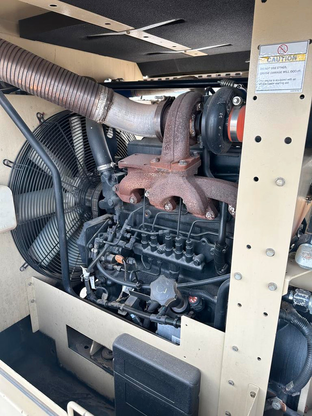 Doosan 375CFM Towable Diesel Compressor - LOW LOW LOW HOURS in Other Business & Industrial in British Columbia - Image 4