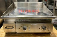 Keating Miraclean Plaque Mirroir Electric 27” 208-240V Comme Neuf. Electric mirror griddle like new
