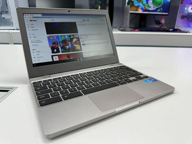 Samsung Chromebook on sale Firm price No windows, chromebook only in Laptops in Toronto (GTA)