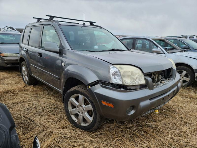 Parting out WRECKING: 2006 Nissan Xtrail SUV Parts in Other Parts & Accessories