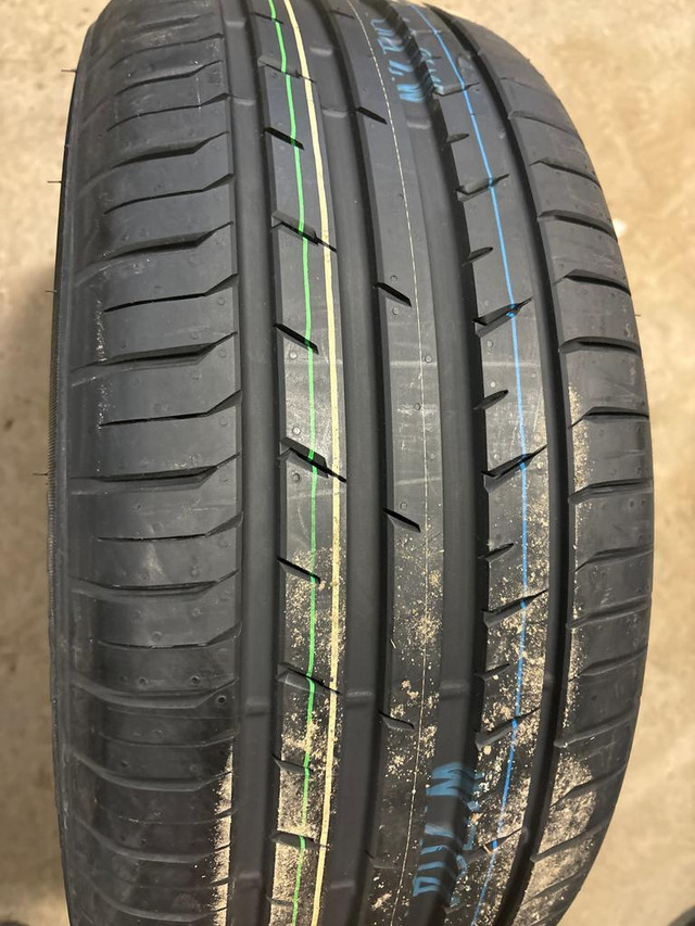 4 pneus dété neufs P235/55R17 99Y Toyo Proxes Sport in Tires & Rims in Québec City