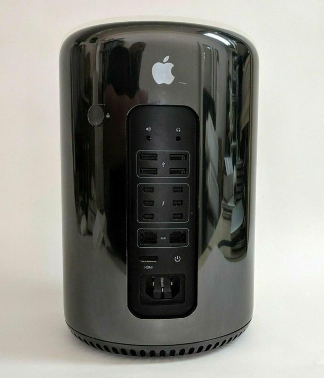 Apple Mac Pro Late-2013 ME253LL/A 10-Core Intel Xeon E5-2680V 3GHz 64GB RAM 512GB SSD OSX 2x FirePro D700 in Desktop Computers in Mississauga / Peel Region