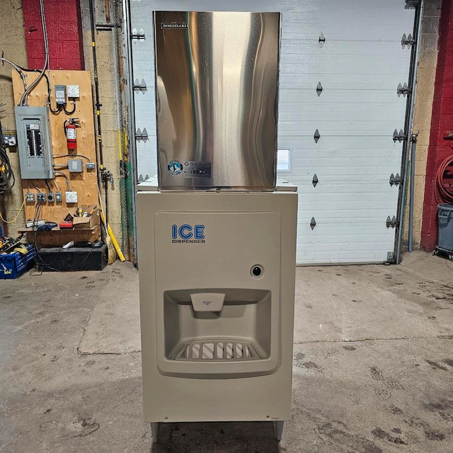 Hoshizaki Ice Machine with Dispenser in Industrial Kitchen Supplies in Calgary
