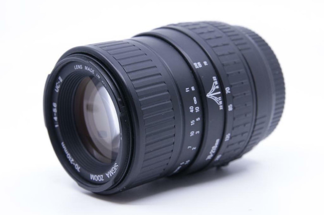 Sigma 70-210mm f/4-5.6 UC-II for Canon-Used   (ID-1187)   BJ PHOTO in Cameras & Camcorders - Image 2