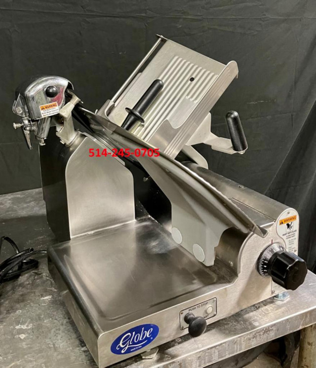 Globe 3600P Trancheur A Viande 115V Comme Neuf. 13” Meat Slicer Like New! in Industrial Kitchen Supplies - Image 2