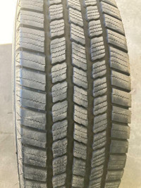 2 pneus d'été LT225/75R16 115/112R Michelin Defender LTX 40.5% d'usure, mesure 8-8/32