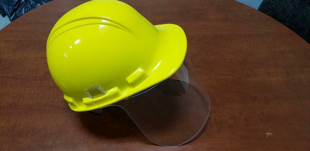 Visière casque de construction Polycarbonate incassable fabriqué Québec in Other Business & Industrial in Drummondville