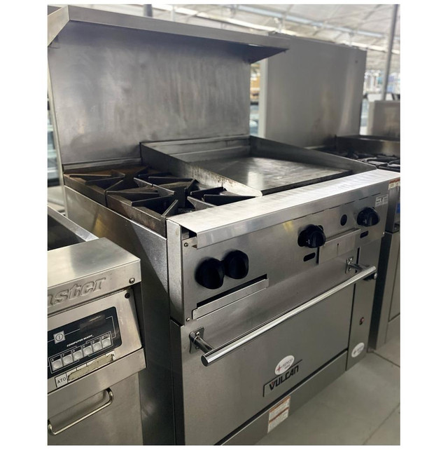 Vulcan Natural Gas 2 Burner 36 Range with 24 Manual Griddle Used FOR02020 in Industrial Kitchen Supplies - Image 3