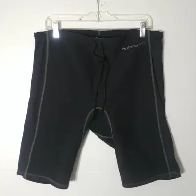 Size 3XL Keep your legs warm while out snorkeling or swimming in the lake or ocean! These shorts are...
