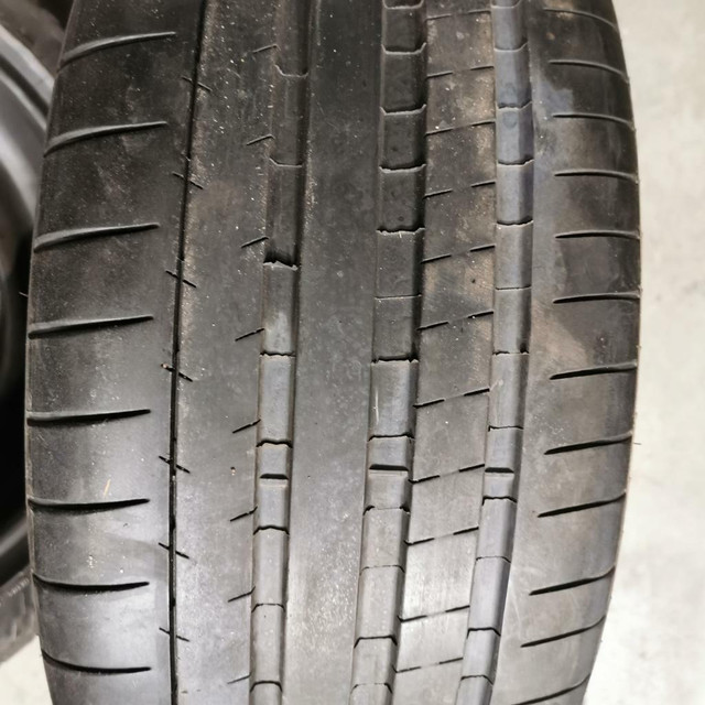 ONE 80% NEW MICHELIN 255/30ZR20 92Y in Tires & Rims